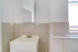 147 Huntington Terrace 143, Newark, NJ 07112 - Photo 11