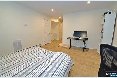 2408 Hammett Avenue, Fort Lee, NJ 07024 - Photo 25