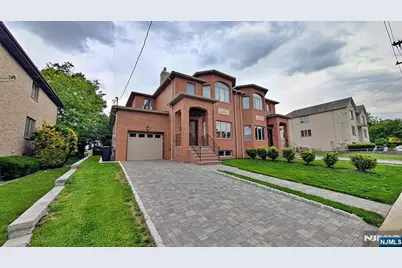 2408 Hammett Avenue, Fort Lee, NJ 07024 - Photo 31