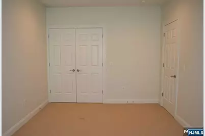 201-205 Franklin Avenue 201E #201E, Midland Park, NJ 07432 - Photo 13