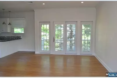 201-205 Franklin Avenue 201E #201E, Midland Park, NJ 07432 - Photo 3