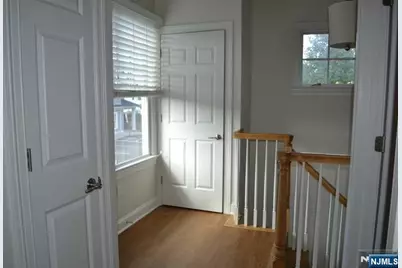 201-205 Franklin Avenue 201E #201E, Midland Park, NJ 07432 - Photo 7