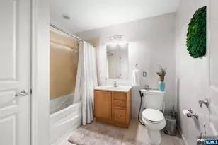 9252 Kennedy Blvd 204, North Bergen, NJ 07047 - Photo 5