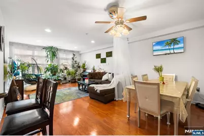 9252 Kennedy Boulevard 204 #204, North Bergen, NJ 07047 - Photo 11