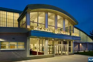 108 Harmon Cove Tower, Secaucus, NJ 07094 - Photo 27