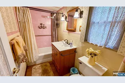 270 Kensington Road, River Edge, NJ 07661 - Photo 21