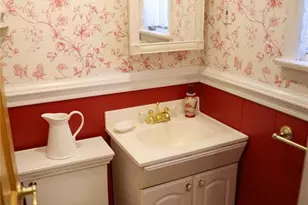 270 Kensington Rd, River Edge, NJ 07661 - Photo 7