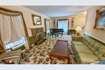 270 Kensington Road, River Edge, NJ 07661 - Photo 3