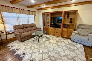 270 Kensington Rd, River Edge, NJ 07661 - Photo 5