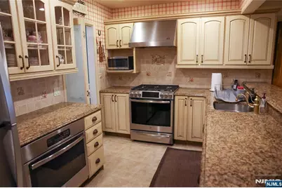 270 Kensington Road, River Edge, NJ 07661 - Photo 13