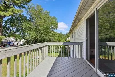 181 Behnke Avenue, Paramus, NJ 07652 - Photo 23