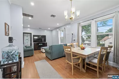 207 Van Winkle Avenue, Nutley, NJ 07110 - Photo 9