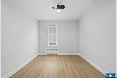 114 Cambridge Avenue 1F #1F, Garfield, NJ 07026 - Photo 9