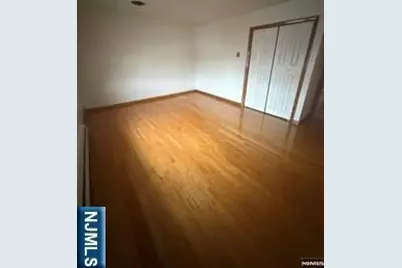 244 Summit Avenue 2 #2, Lyndhurst Township, NJ 07071 - Photo 7