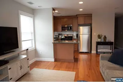 60 Park Avenue 1 #1, Maywood, NJ 07607 - Photo 5
