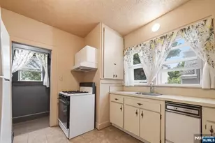 148 End Ave, Englewood, NJ 07631 - Photo 15