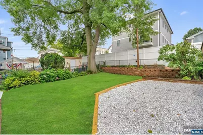 345 Davis Avenue, Kearny, NJ 07032 - Photo 27