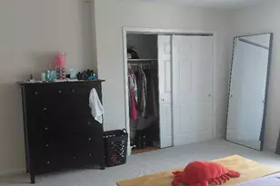701 Grove Ave, Cliffside Park, NJ 07010 - Photo 3
