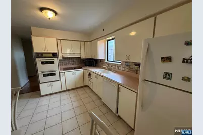 89 Bergen Avenue, Kearny, NJ 07032 - Photo 17