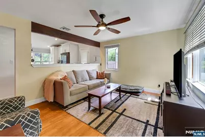 16 Boulevard, Wanaque, NJ 07420 - Photo 5