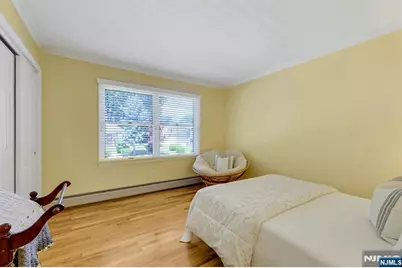 25 Hollywood Avenue, Emerson, NJ 07630 - Photo 31