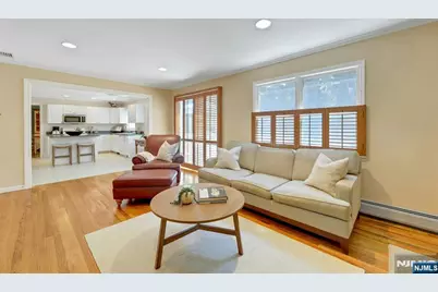 25 Hollywood Avenue, Emerson, NJ 07630 - Photo 17