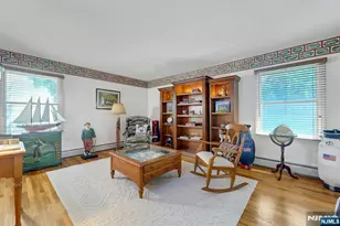 25 Hollywood Ave, Emerson, NJ 07630 - Photo 29