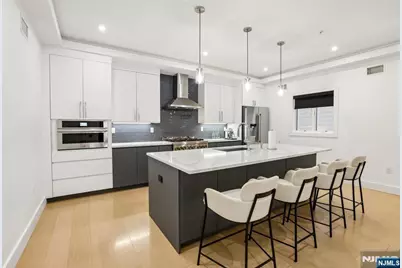 21 Cumbermeade Road, Fort Lee, NJ 07024 - Photo 17