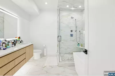 21 Cumbermeade Road, Fort Lee, NJ 07024 - Photo 35