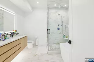 21 Cumbermeade Rd, Fort Lee, NJ 07024 - Photo 35