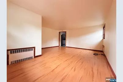 99 1st Avenue 2nd Floor #2nd Floor, Secaucus, NJ 07094 - Photo 3