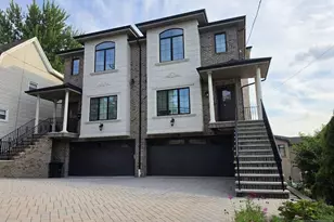 304 E Palisades Blvd, Palisades Park, NJ 07650 - Photo 1