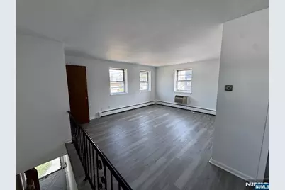 392 Washington Avenue 1A #1A, Bergenfield, NJ 07621 - Photo 11
