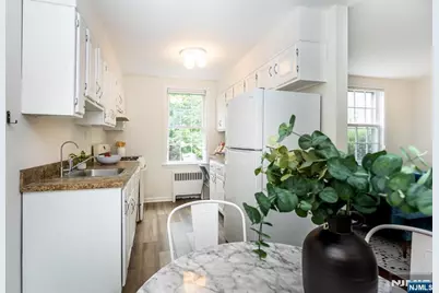 101 Gates Avenue B4 #B4, Montclair, NJ 07042 - Photo 9