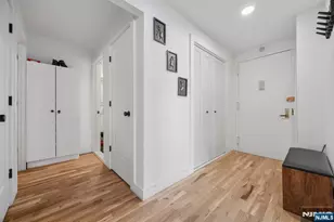 205 10th Street 6X, Jersey City, NJ 07302 - Photo 23