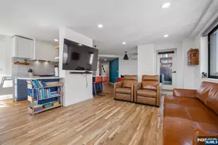 205 10th Street 6X, Jersey City, NJ 07302 - Photo 7