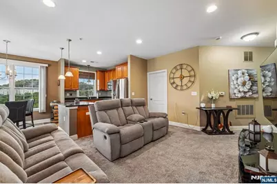 6214 Brookhaven Court 214 #214, Riverdale, NJ 07457 - Photo 9