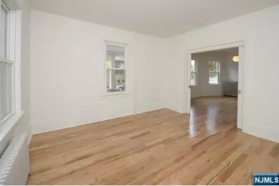 217 Highwood Avenue, Ridgewood, NJ 07450 - Photo 5