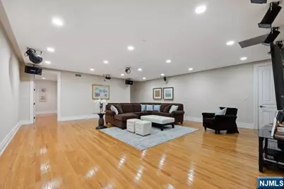 31 Marie Major Drive, Alpine, NJ 07620 - Photo 33
