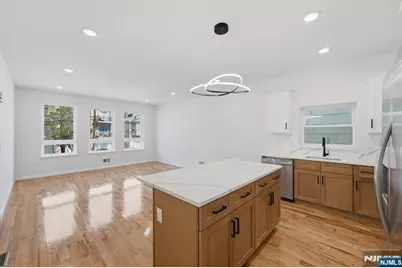 26 Parkhurst Street, Newark, NJ 07114 - Photo 11