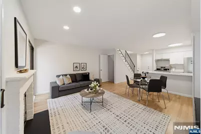 2161 Ellery Avenue, Fort Lee, NJ 07024 - Photo 11