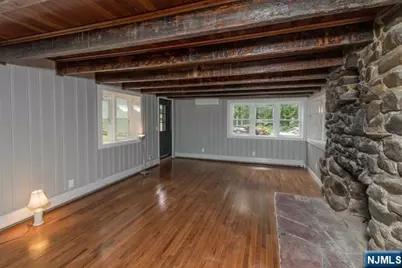 496 Manchester Avenue, North Haledon, NJ 07508 - Photo 5