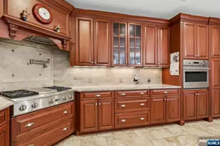 41 Wildwood Rd, Saddle River, NJ 07458 - Photo 17