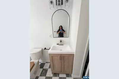 170 18th Street, East Orange, NJ 07017 - Photo 17
