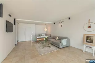 3 Horizon 1007, Fort Lee, NJ 07024 - Photo 7
