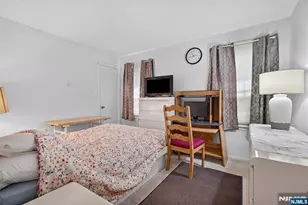 130 Hatfield Ln, East Brunswick Township, NJ 08816 - Photo 13
