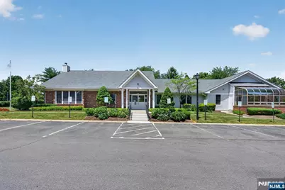 130 Hatfield Lane, East Brunswick Township, NJ 08816 - Photo 17