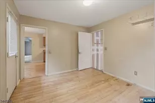 28 Amherst, Wayne, NJ 07470 - Photo 17