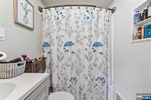 4 Salem Rd, Paterson, NJ 07502 - Photo 19