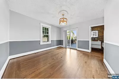 252 Passaic Avenue, Hasbrouck Heights, NJ 07604 - Photo 7